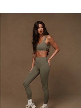 SET Active Sporty High-Rise Leggings in Kelp
